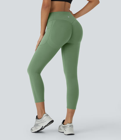 High Waisted Scrunch Butt Lifting Tummy Control Pocket Shaping Capri Training Leggings